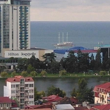 Apartment On Takaishvili باتومي المظهر الخارجي الصورة